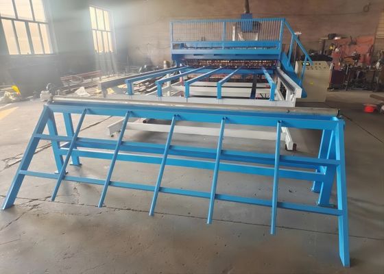 Gatengrootte 200*50mm Omheining Wire Mesh Welding Machine 380volt 50HZ
