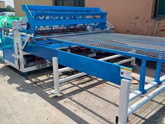 Draaddiameter 2,5-5 mm Gatgrootte 50*50 mm Stalen draadnet Lasmachine